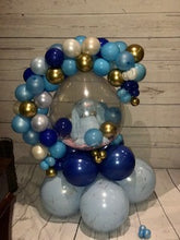 Load image into Gallery viewer, Hugging Balloon
